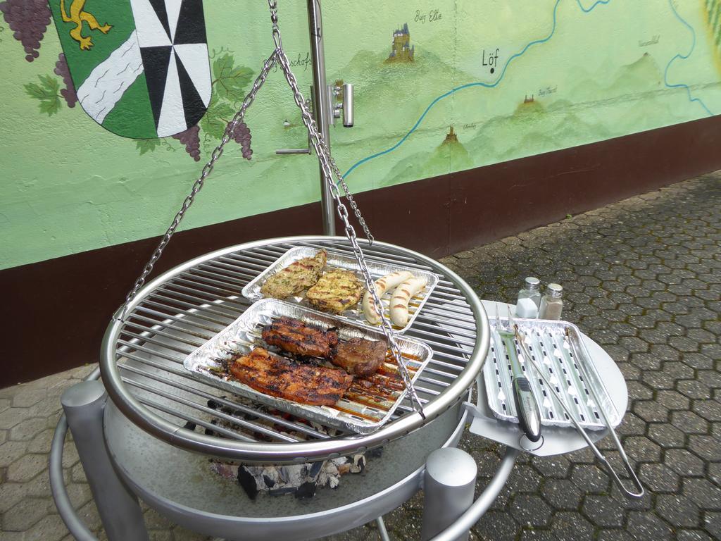 Ferienwohnungen Im Moseltal 로프 외부 사진